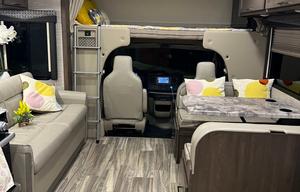 2021 THOR MOTOR COACH CLASS C