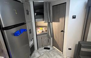 2020 Keystone Bunkhouse RV/ The Windjammer