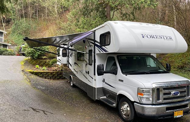 2016 Forest River RV Forester - Sleeps 7