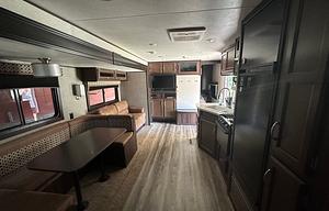 2018 Jay Flight SLX Western Edition 267BHSW RV rental photo 6