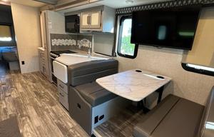 2022 Thor Motor Coach Hurricane 31C