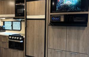 2021 Grand Design Imagine 2800BH RV rental photo 5