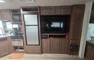 2019 Heartland Prowler 286P BHS RV rental photo 9