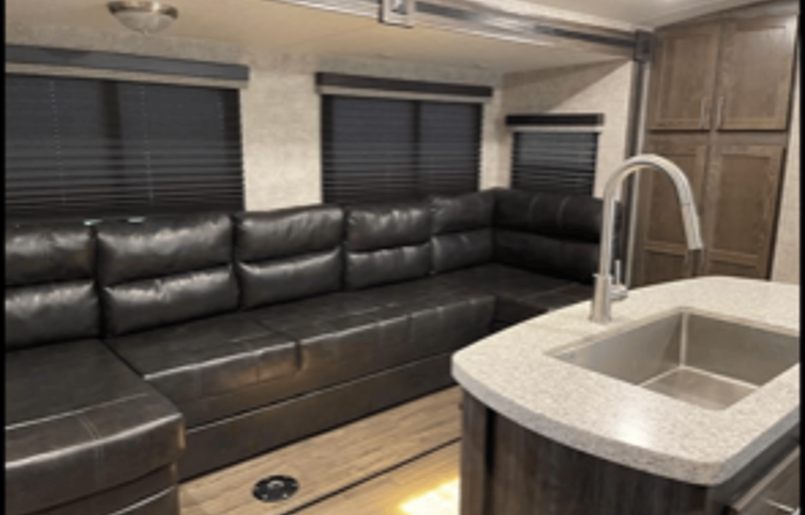 2019 Highland Ridge Bunk House with HUGE couch