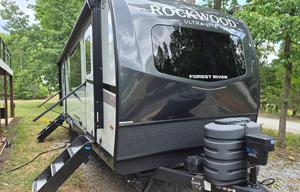 Luxury Camper | Theater Seating | Sleeps 4