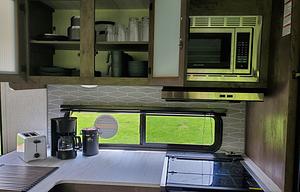 FULLY STOCKED!!2022 Forest River RV Wildwood XLite