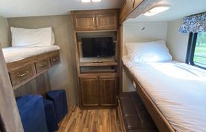 Luxury Desert Wanderer-Two Private Bedrooms