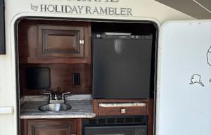 Travel with Ease & Comfort! Pets Welcome