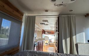 2013 Thor Motor Coach ACE 29 2
