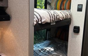 2022 Venture RV Sonic