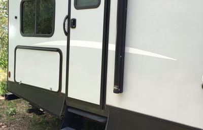 2021 Keystone Bullet 330BHS - Luxury Camping