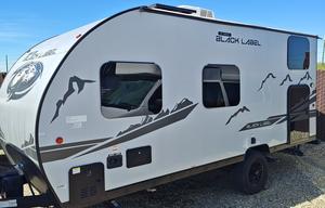 2023 Cherokee Wolf Pup 16BHSBL Black Label